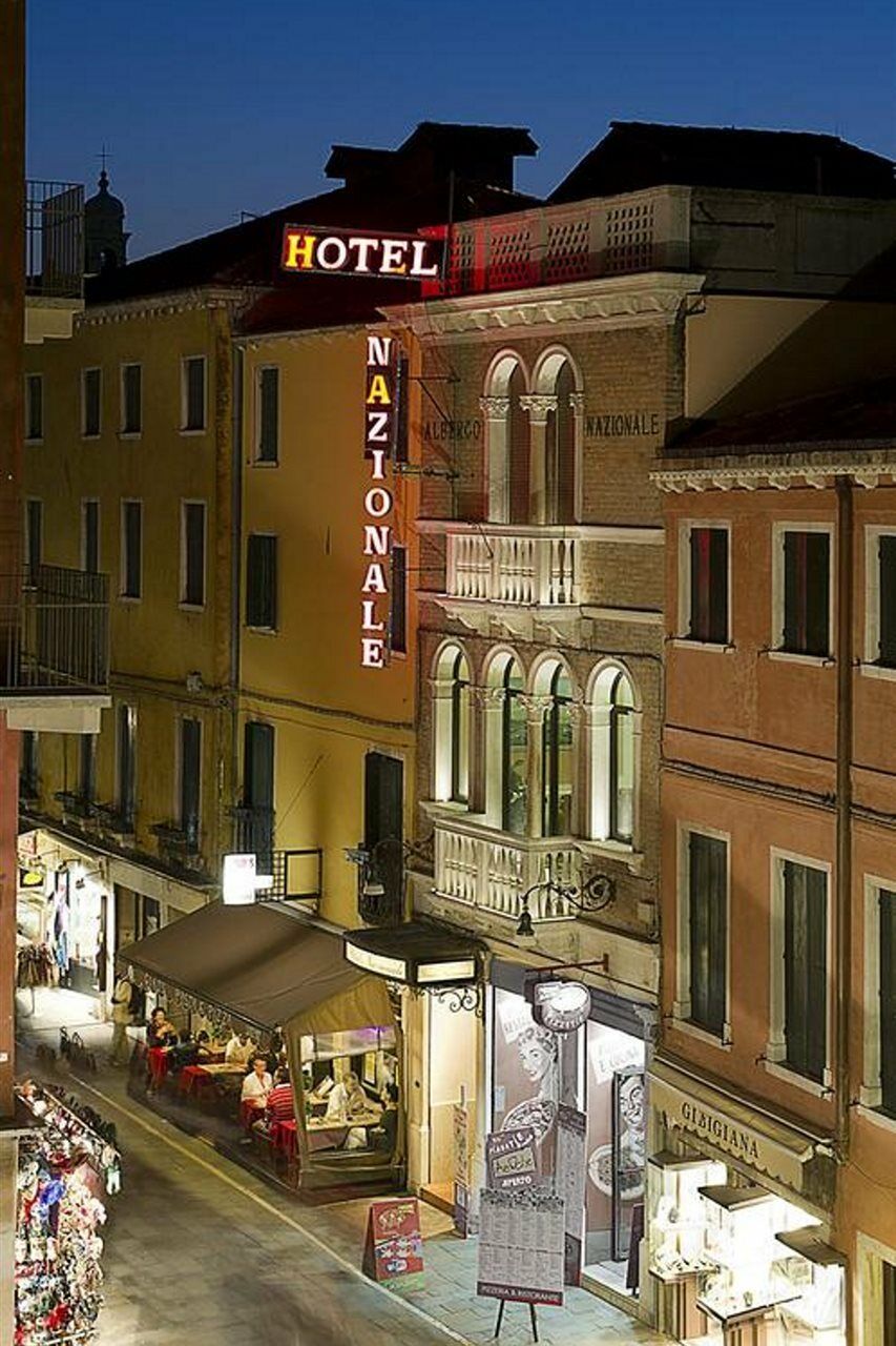 Hotel Nazionale Veneza Exterior foto
